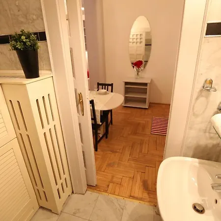 D.five Classic Luxury Apartamento Budapest