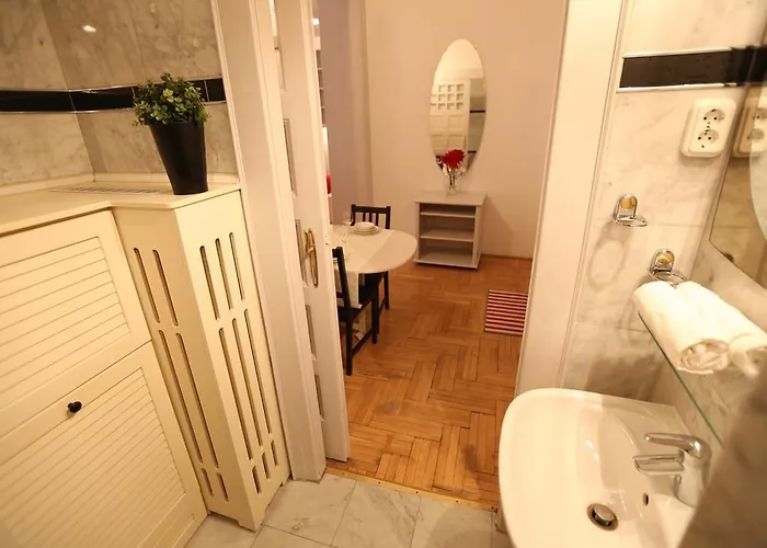 D.five Classic Luxury Apartman Budapest